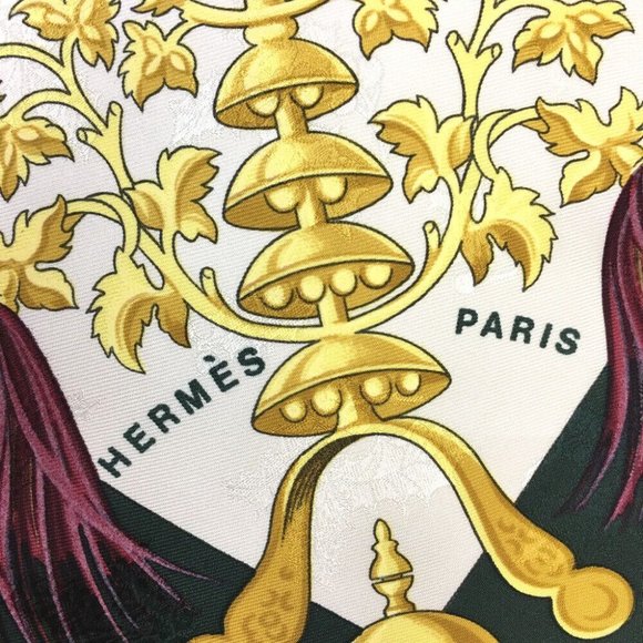 728209L Hermes Scarf Plumes Et Grelots Carre 90 Multicolor Silk 100% - Picture 8 of 9